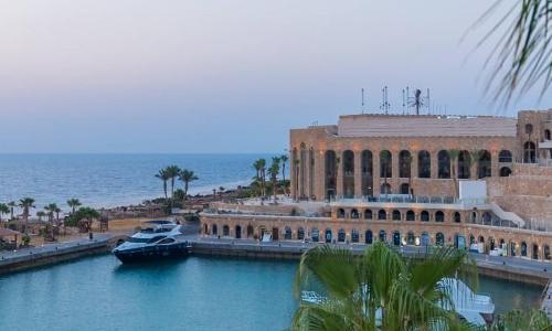 hotel-img